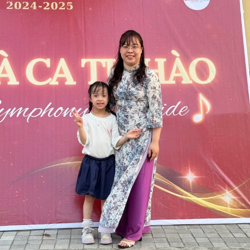 Phụ huynh bé Dâu - Lớp Tomcat