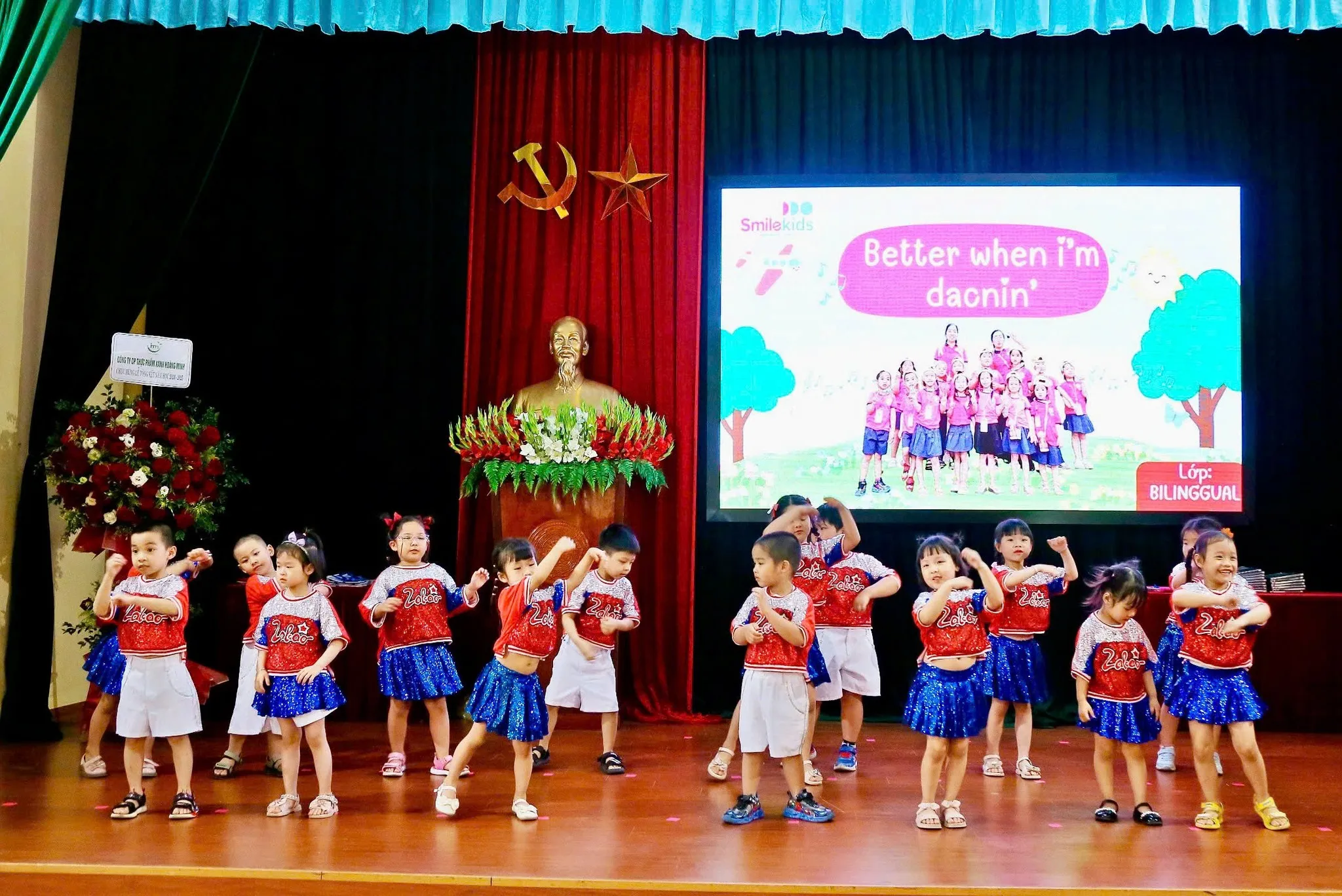Hình ảnh lễ tổng kết năm học tại SmileKids 2024-2025